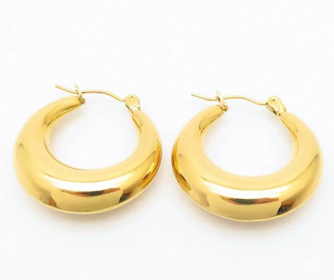 Caroline hoop earrings (gold)