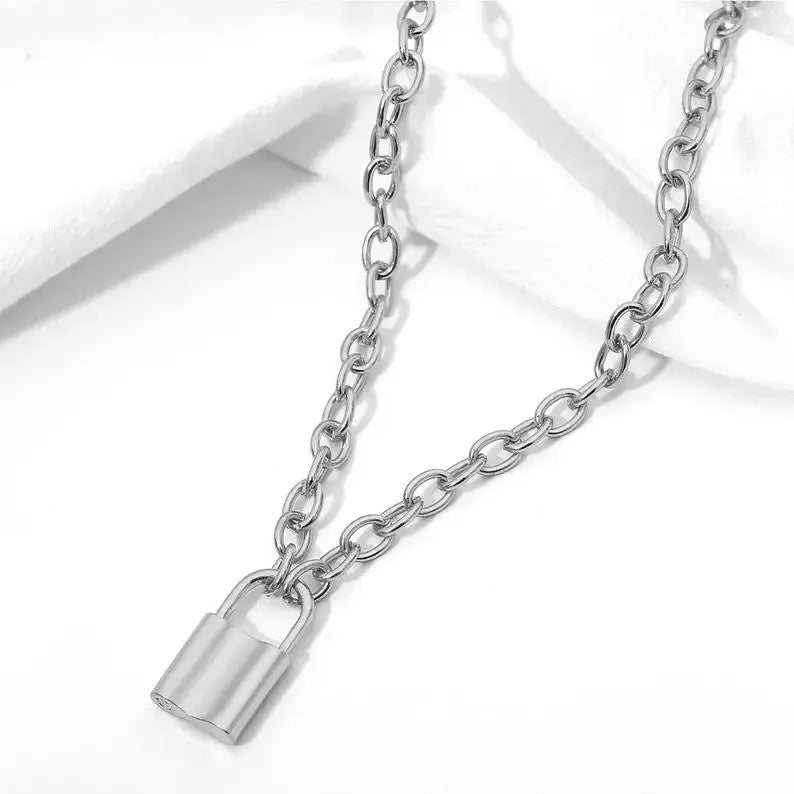 Lock Necklace (silver)