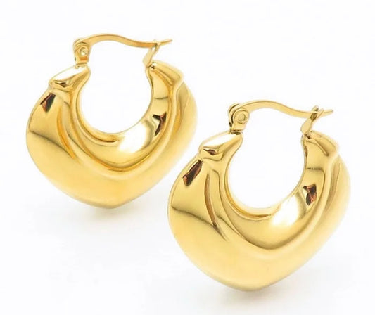 Celine Hoop Earrings (gold)