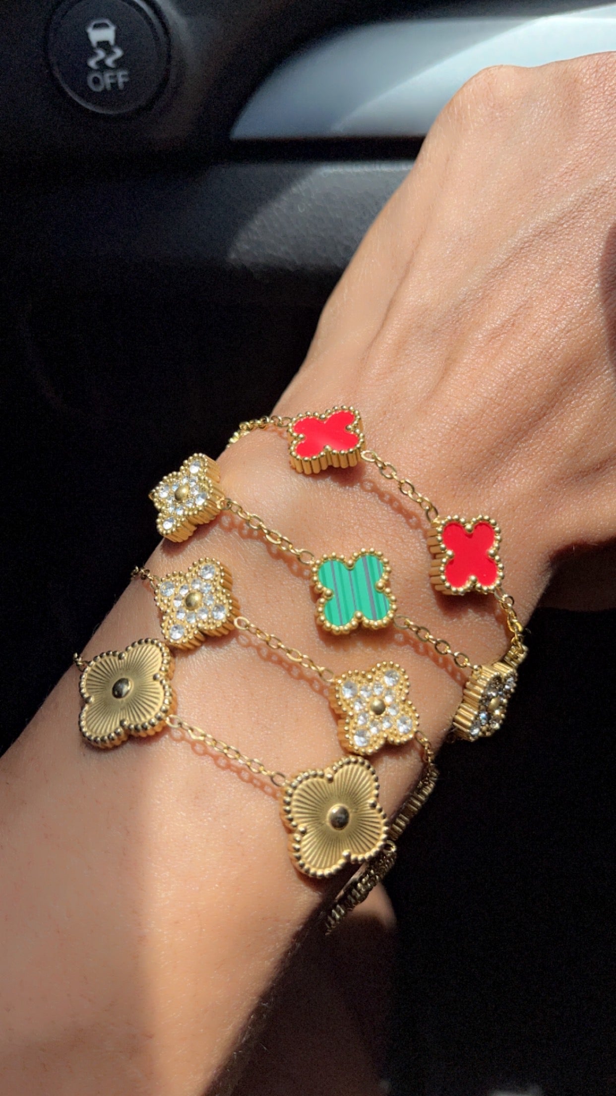 Clover Bracelet (red&gold)