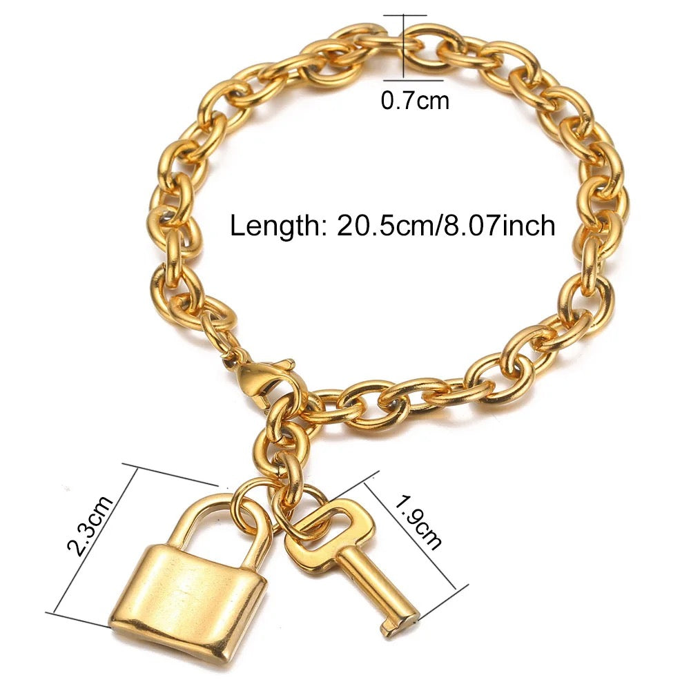 Lock & Key bracelet (gold)