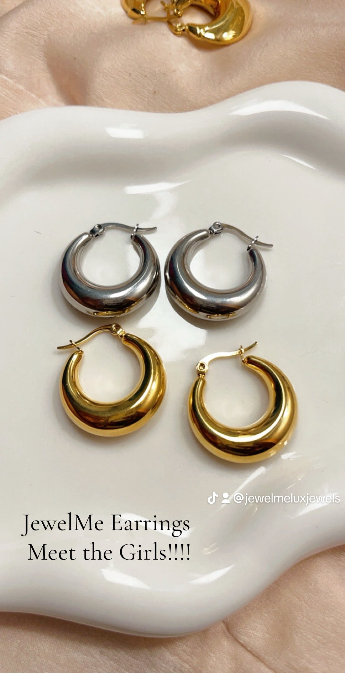 Caroline Hoop Earrings (silver)