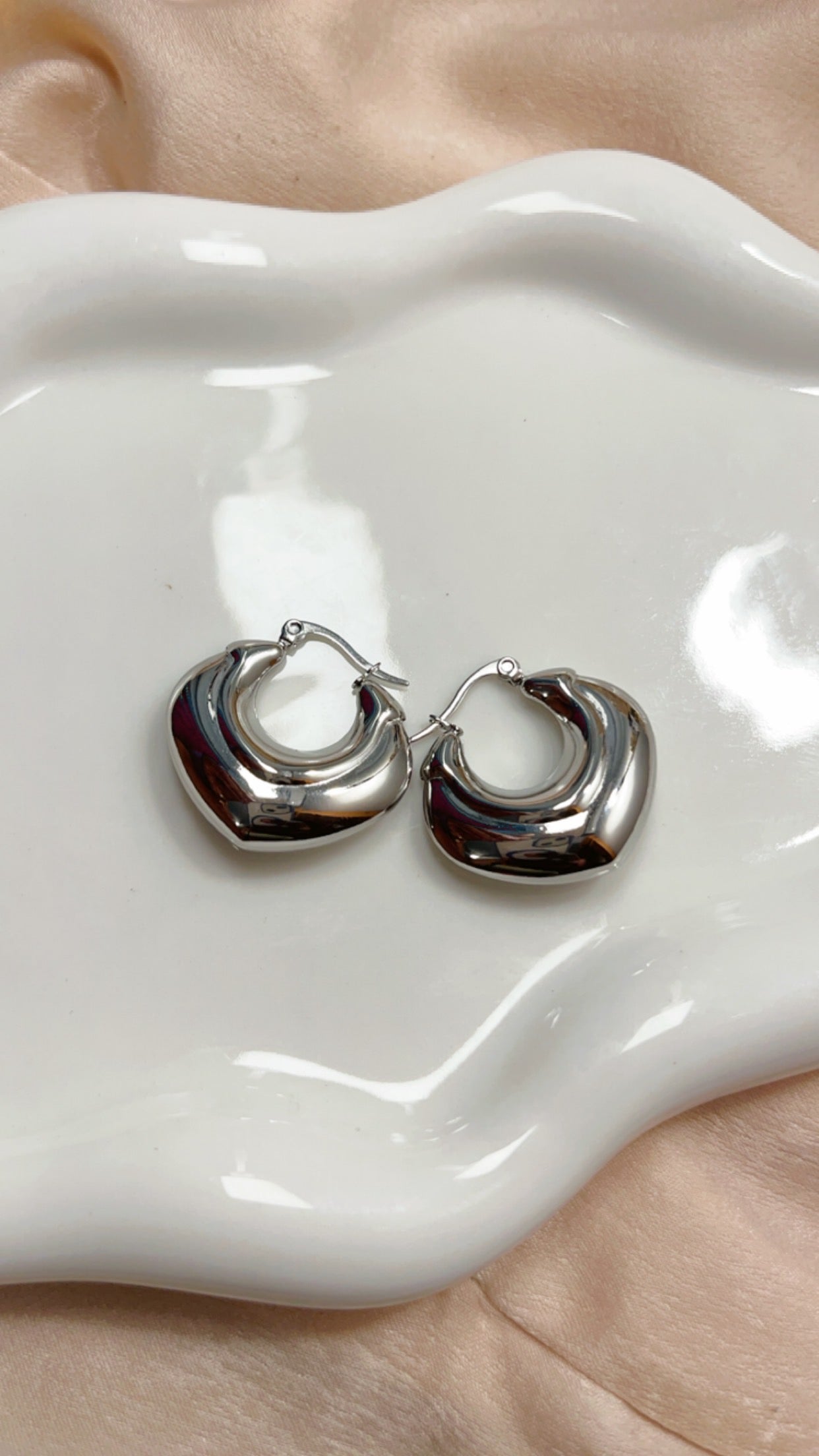 Celine hoop earrings (silver)