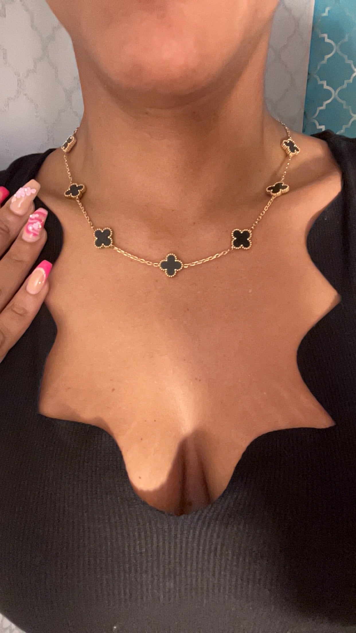 Clover Necklace (black & gold)